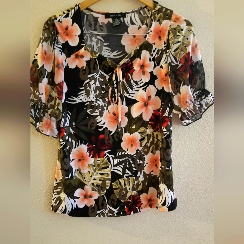 Adele & May womens feminine floral short sleeve blouse shirt size S